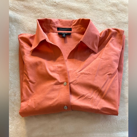 Women's cantaloupe color blouse by Foxcroft. “Non-ironed, shaped fit” - Picture 3 of 10